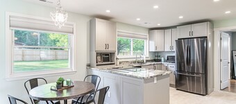 The Pisgah Portal is located 1 Mile from the Entrance of Pisgah National Forest!