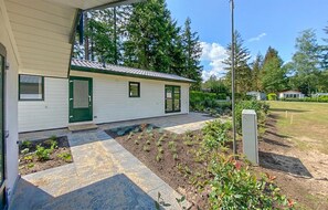 Exterior - Amazing home in Vorden with kitchen (Vorden)