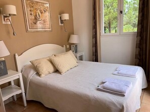 2 Schlafzimmer, Bügeleisen/Bügelbrett, Internetzugang