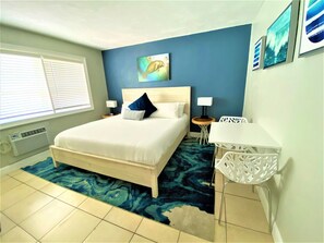 1 bedroom, WiFi - Ultra King Deluxe (Daytona Beach)
