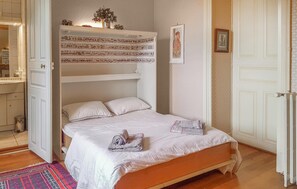 1 chambre, accès au Wi-Fi (inclus), literie fournie