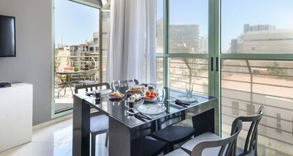 Elegant Sea-View Apt w Mamad by Sea N' Rent