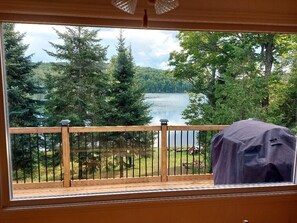 Property grounds - Tranquil Lakeside Setting (Eganville)