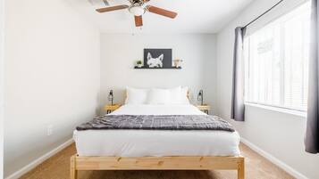 2 bedrooms, iron/ironing board, WiFi, bed sheets
