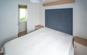 2 bedrooms, free WiFi