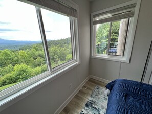 1 bedroom, in-room safe, iron/ironing board, free WiFi