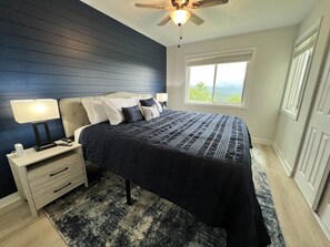 1 bedroom, in-room safe, iron/ironing board, free WiFi