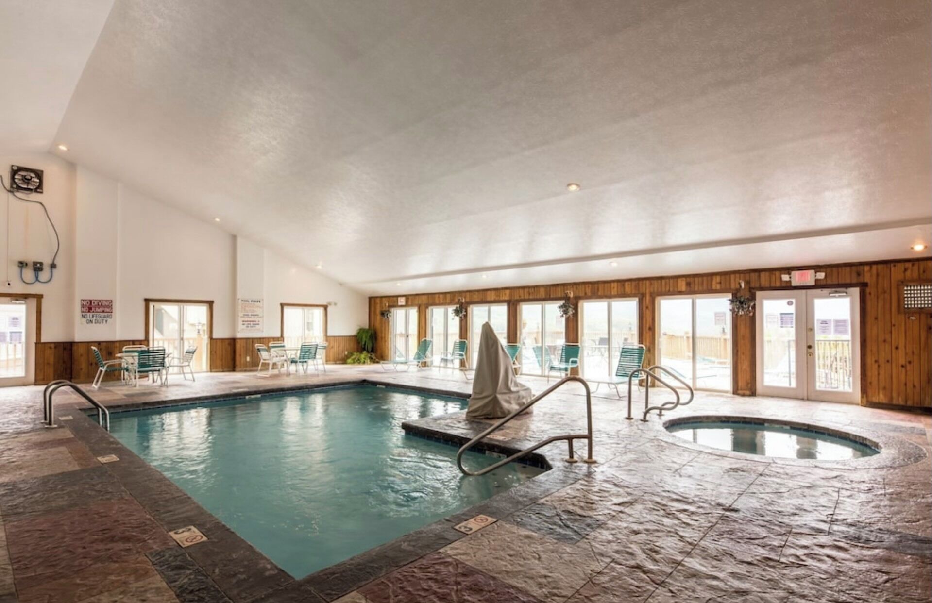 Piscine couverte, piscine chauffée