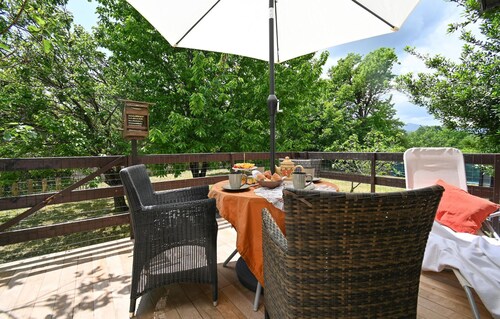 Nice home in Blato na Cetini with WiFi