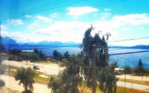 Property grounds - 102 Moderno Depto con Ducha Escocesa, la Mejor Vista Panorámica al Lago N. Huapi (San Carlos de Bariloche)