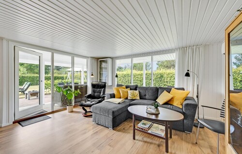 Cozy home in Ulfborg with kitchen
