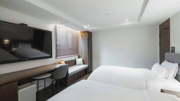 Deluxe Twin Room | Premium bedding, down duvets, laptop workspace, soundproofing