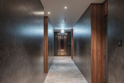 Yaja Hotel Peace Square branch