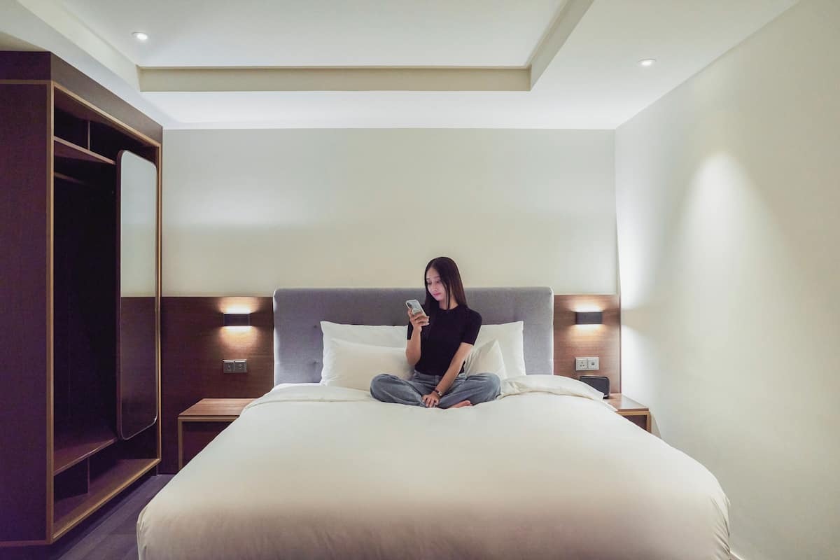 Doppia Premium, 1 letto king | 1 camera, biancheria da letto di alta qualità, una scrivania