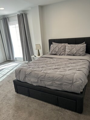 2 dormitorios, escritorio, tabla de planchar con plancha y wifi gratis