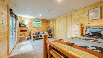 4 habitaciones, cuna de viaje, wifi gratis y ropa de cama