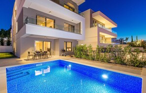 Pool - Nice apartment in Malinska with WiFi (Malinska)