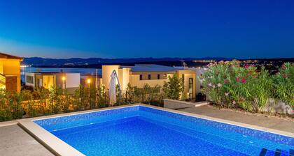 Nice apartment in Malinska with WiFi