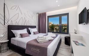 3 quartos, Wi-Fi de cortesia, roupa de cama