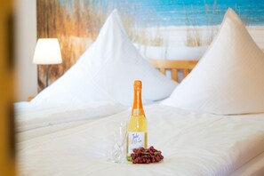 2 bedrooms, iron/ironing board, WiFi, bed sheets - Appartement Nr.4 Ostseeblick - Ferienhof Kluvetasch (Neustadt in Holstein)