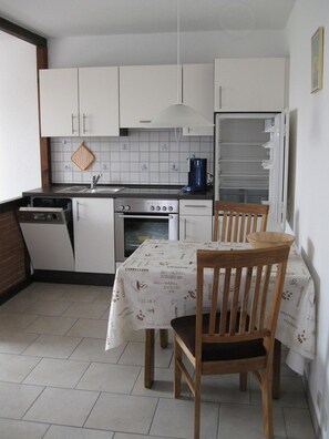 Uklassifisert bilde, 3 av 9, knapp