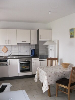 Unclassified image, 5 of 9, button - Haus Friesland - Haus Friesland Blockshausen 10 Wohnung 1 (Neuharlingersiel)