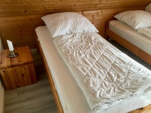 Uklassifisert bilde, 2 av 13, knapp