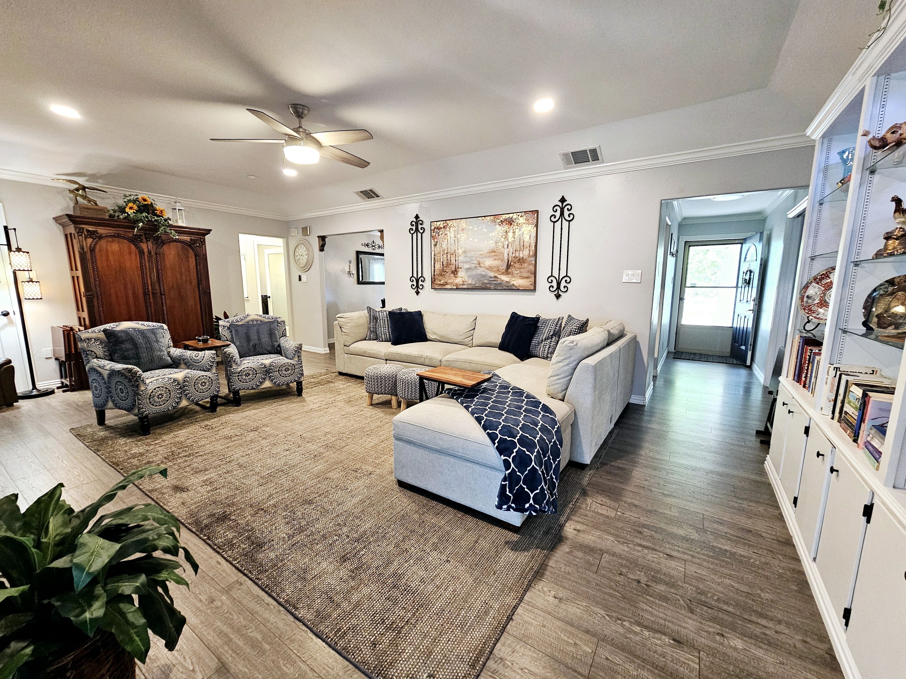 ⭐️⭐️ 20 to DT Austin & 12 mins to COTA《BUDA RETREAT - LARGER FAMILIES - FRIENDS》