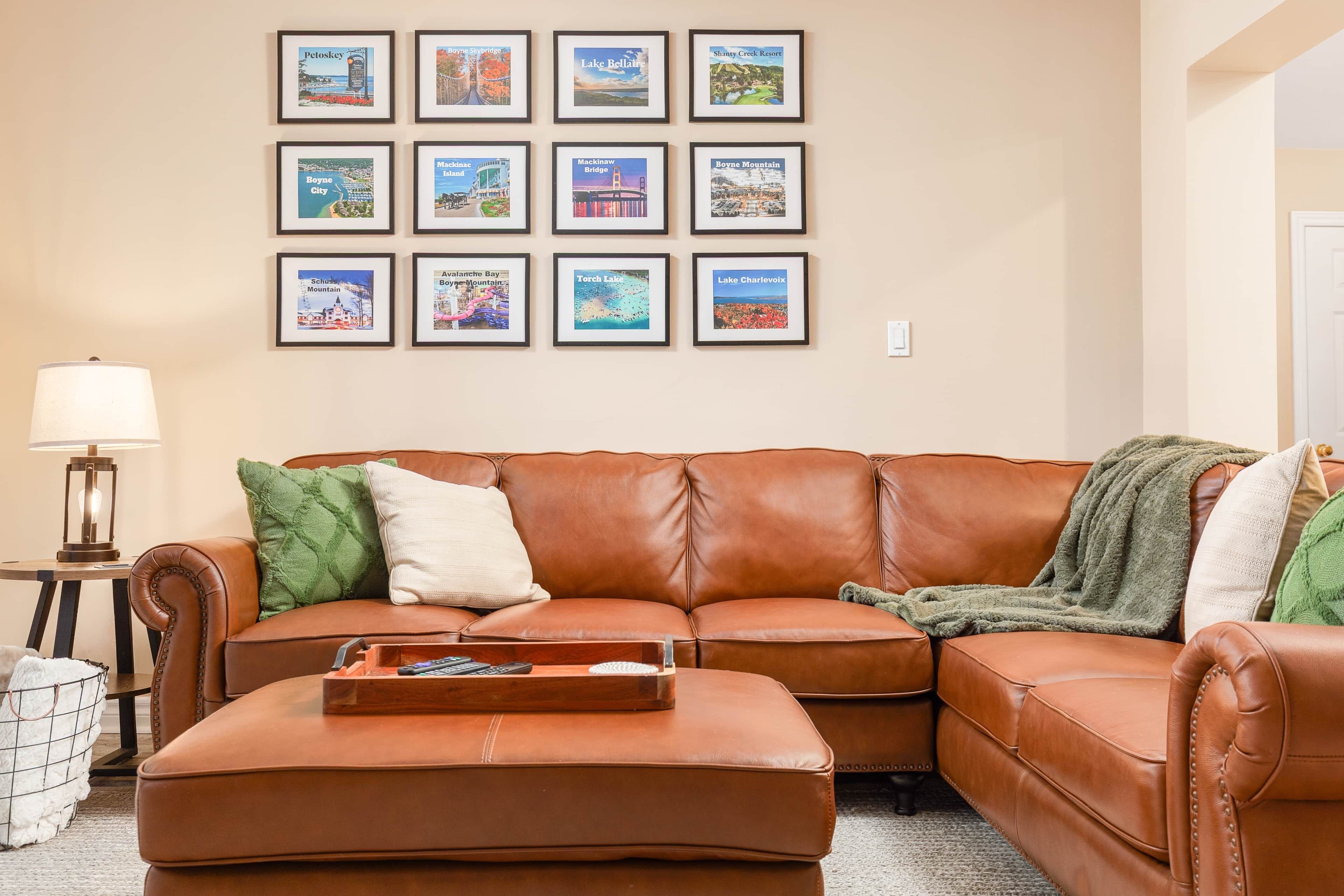 電視、壁爐、DVD 播放機、足球機