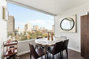 Dining - Panorama Place - Location, Views, & Upscale Style! (Reno)