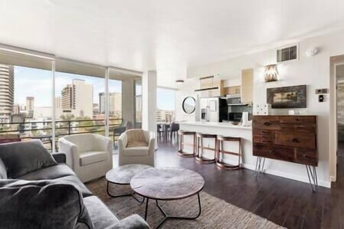 Panorama Place - Location, Views, & Upscale Style!