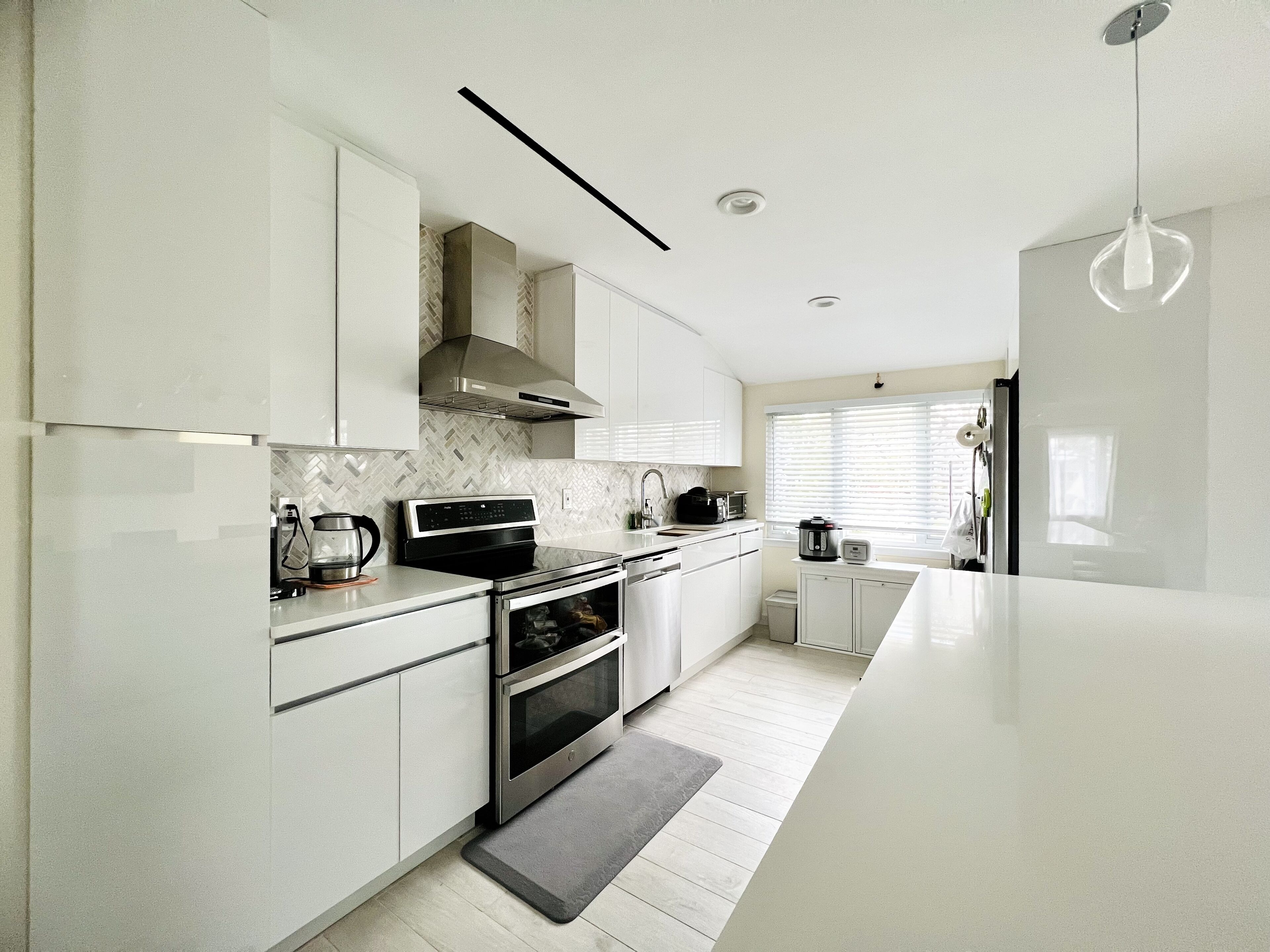 Charming 2B2B Home Upper Level