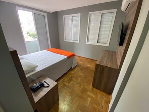 Ropa de cama hipoalergénica y minibar 