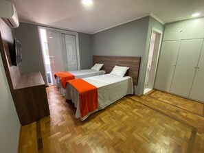 Ropa de cama hipoalergénica y minibar 