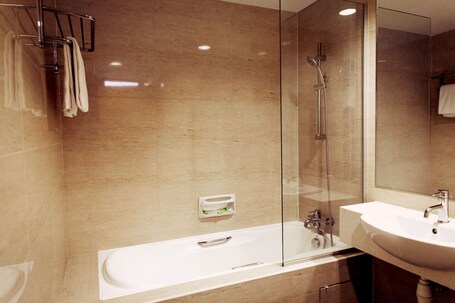 Victoria Hotel, a NuVe Group Collection - Image 48