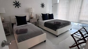 2 bedrooms, WiFi (free), bed sheets