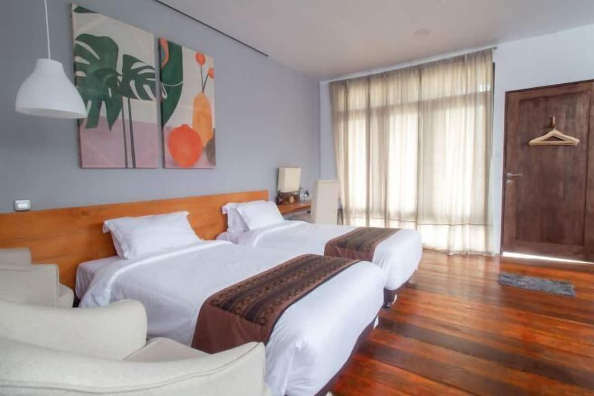 1 bedroom, desk, laptop workspace, free WiFi