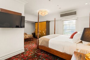 Premium bedding, down duvets, pillow-top beds, minibar