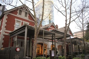 Front of property - The Terrace Hotel (Perth)