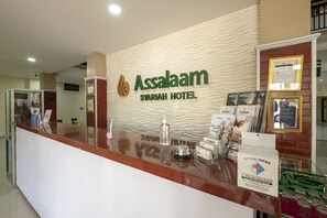Lobby sitting area - Assalaam Syariah Hotel (Surakarta)