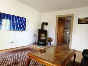 Smart TV, fireplace, music library, stereo - Charming vacation apartment in Dresden Pillnitz EG (Dresden)