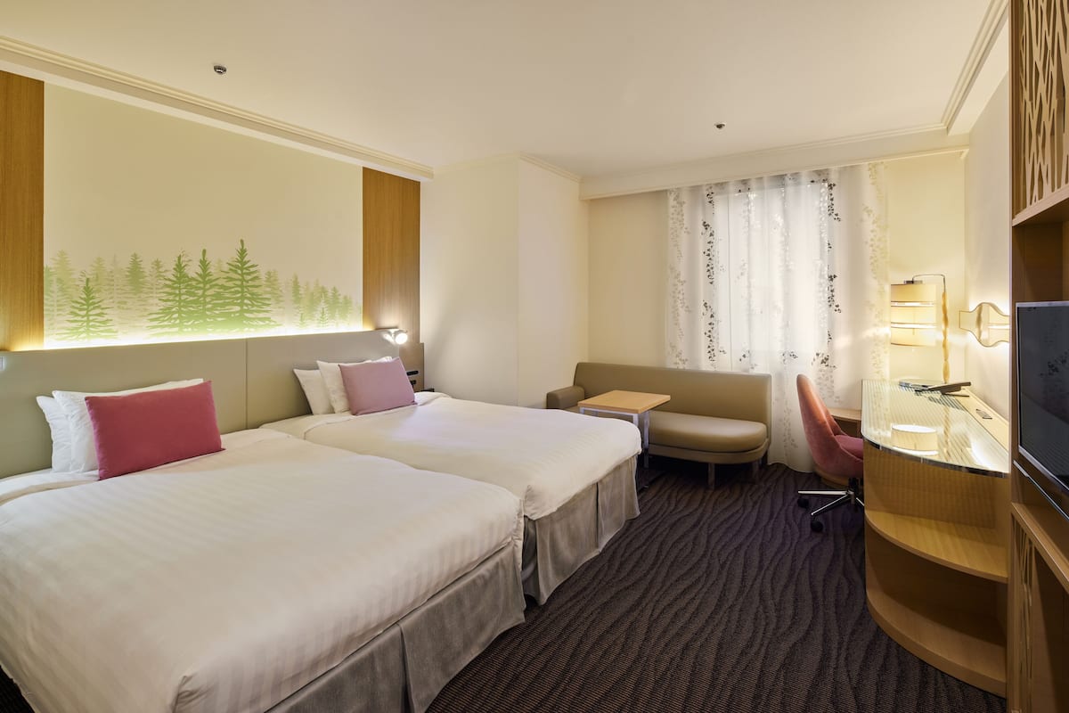 Superior Twin Room, Non Smoking | In-room safe, free WiFi, bed sheets