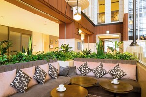 Breakfast, lunch and dinner served