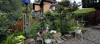 Modern, Spacious, and Private 1BR Suite