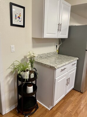 المنشأة من  الداخل