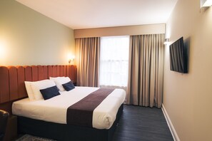 In-room safe, desk, iron/ironing board, free WiFi - Hotel Balmoral Sure Hotel Collection (Newcastle-upon-Tyne)