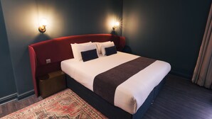 Exclusive Double Room | In-room safe, desk, iron/ironing board (on request), WiFi (free) - Hotel Balmoral Sure Hotel Collection (Newcastle-upon-Tyne)