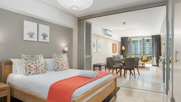 Classic Studio | In-room safe, laptop workspace, iron/ironing board, travel crib