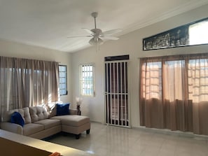 تلفزيون ذكي، كُتُب