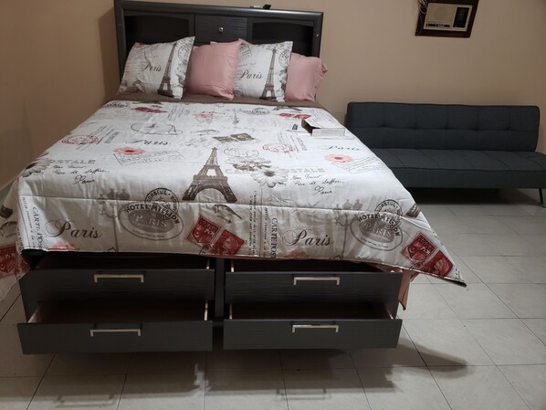 3 bedrooms, desk, iron/ironing board, free WiFi - Humacao Puerto Rico sleeps 8 (Humacao)